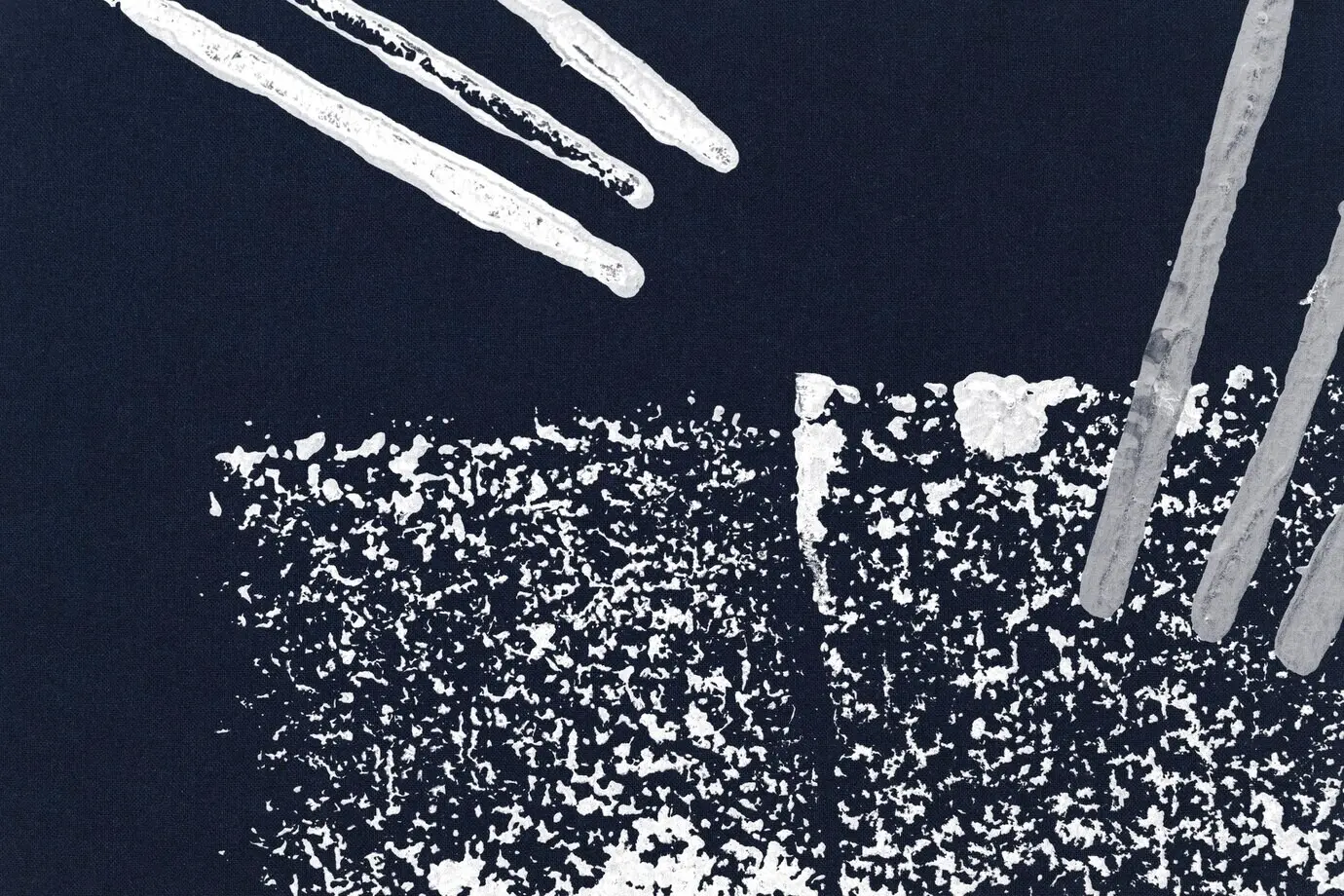 Синий фон с блок-принтами квадратной формы.